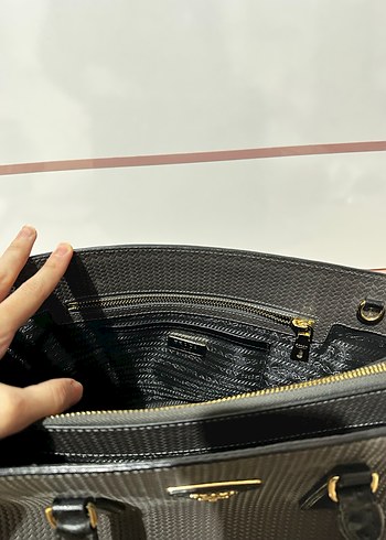 Gri Prada Kadın Çanta - Görsel 5