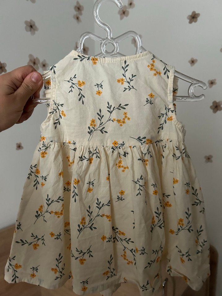 Kız bebek Kolsuz Çiçekli Keten Elbise - Görsel 2