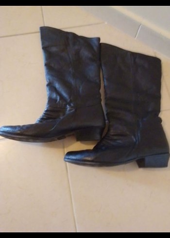 Siyah Deri Kadın Çizme - Görsel 3