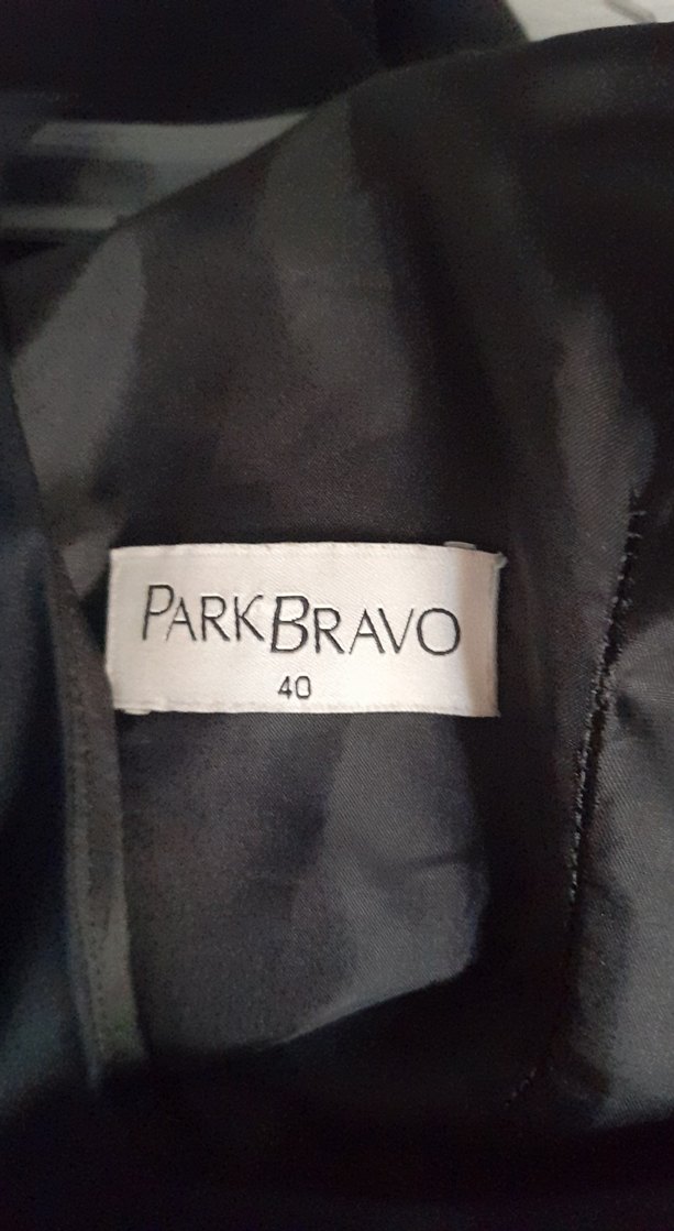 Siyah Drapeli Kolsuz ofis elbisesi - Görsel 3