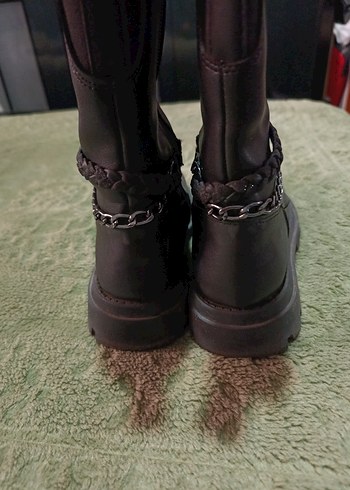 Zincir Detaylı Kahverengi Deri Gotik Stiletto Bot - Görsel 3