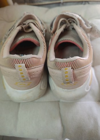 Bej Kız Çocuk Spor Ayakkabı Velcro - Görsel 3