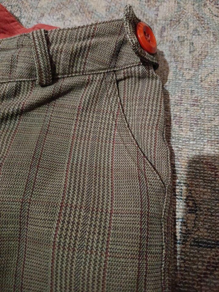 Düğmeli Kahverengi Kadın Kumaş Pantolon - Görsel 4