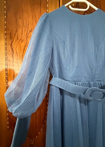 Mavi Kemerli Uzun Elbise - Görsel 2