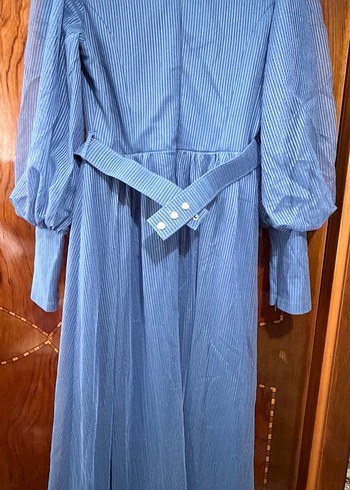 Mavi Kemerli Uzun Elbise - Görsel 3