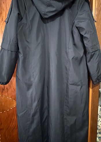 Kadın Siyah Uzun Fermuarlı Büyük Beden Mont - Görsel 3