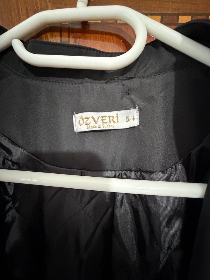 Kadın Siyah Uzun Fermuarlı Büyük Beden Mont - Görsel 4