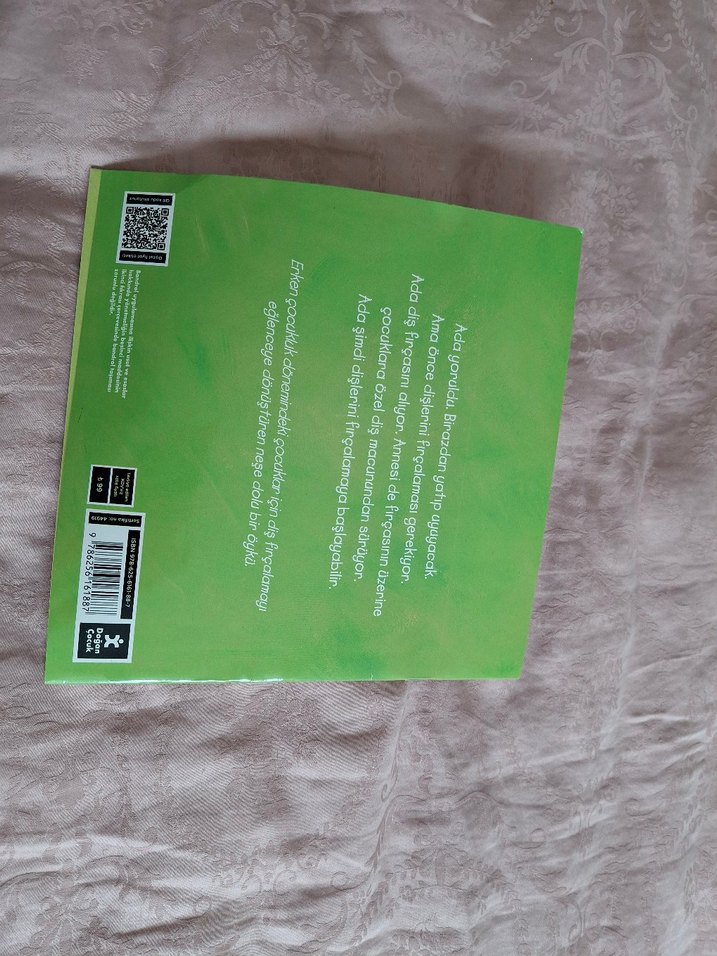 Ada Dişlerini Fırçalıyor - Çocuk Kitabı - Görsel 3