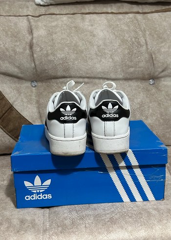 40 Beden beyaz Renk Beyaz Adidas Spor Ayakkabı