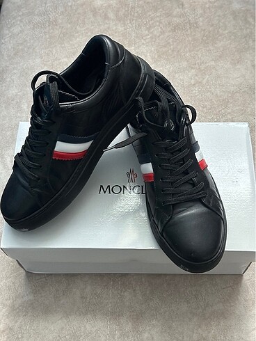 Moncler 41 numara