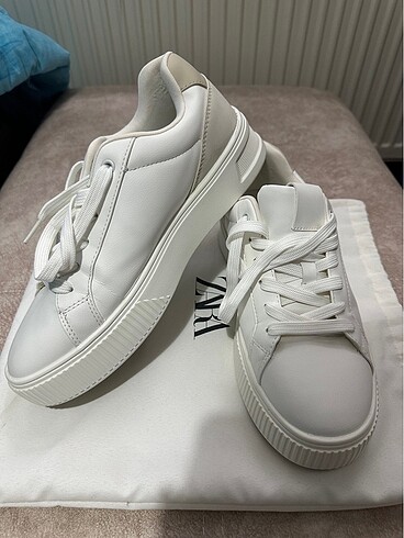 Zara 40 numara