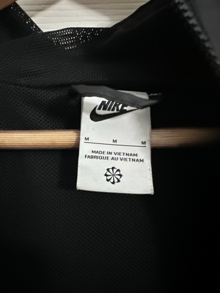 Nike Siyah Fermuarlı Erkek Yağmurluk - Görsel 3