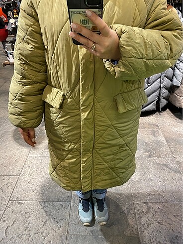 s Beden Pull and bear mont