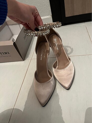 39 Beden Stiletto