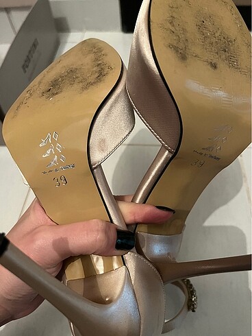 39 Beden ten rengi Renk Stiletto