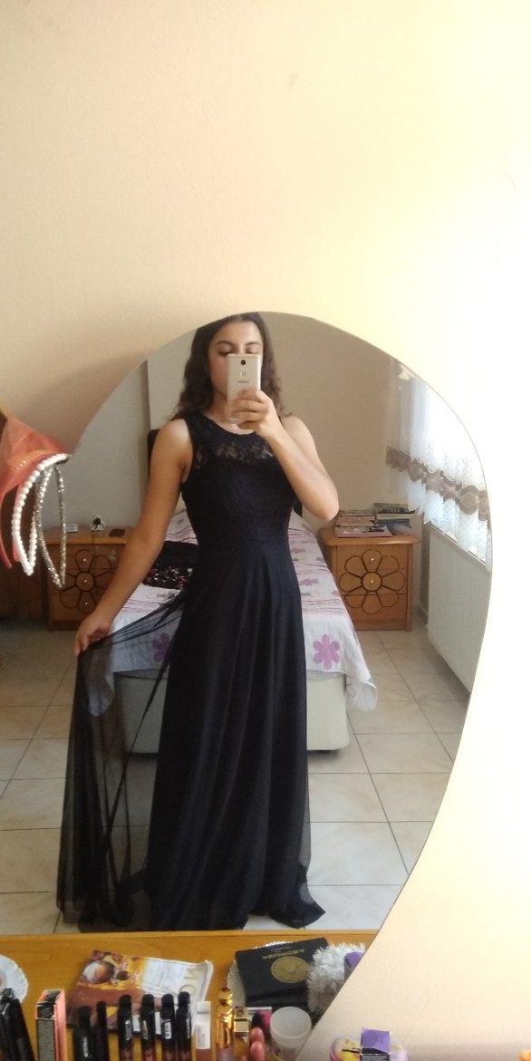 Dantel Detaylı Siyah Uzun Abiye Elbise - Görsel 2