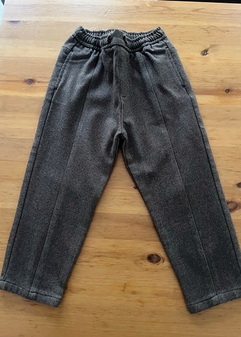 Zara Erkek Çocuk Gri Rahat Kesim Pantolon3/4 Yaş