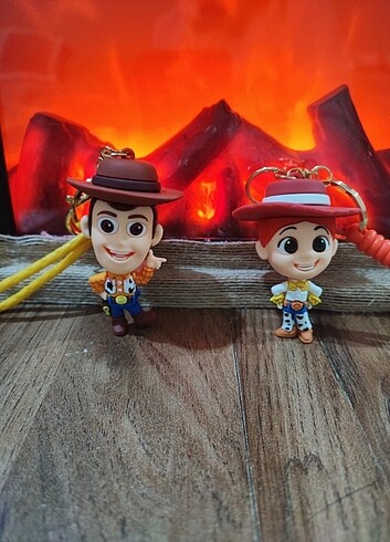 Toy Story Woody ve Jessie Anahtarlık Set - Görsel 5