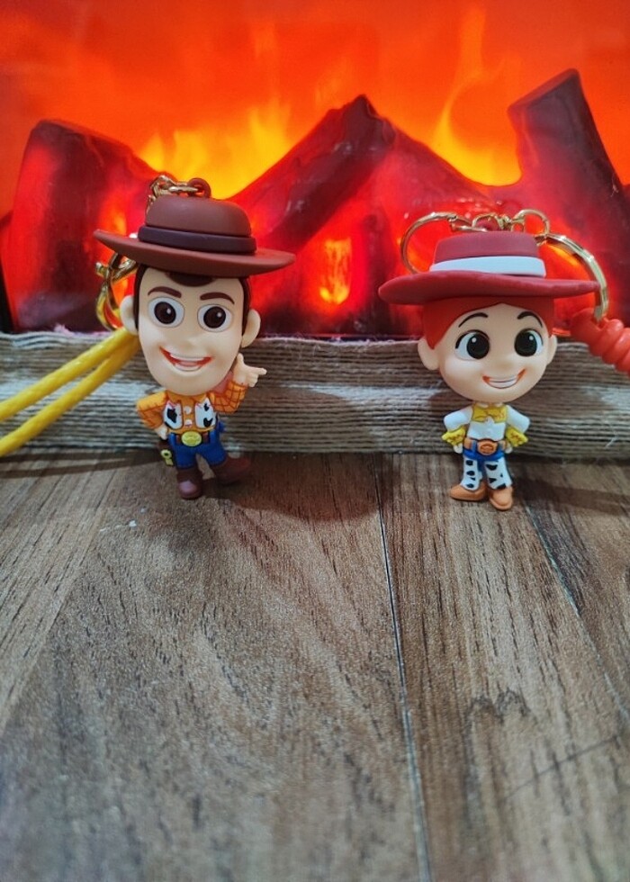 Toy Story Woody ve Jessie Anahtarlık Set - Görsel 2