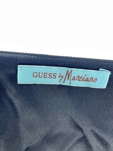 46 Beden siyah Renk Guess Bluz %70 İndirimli.