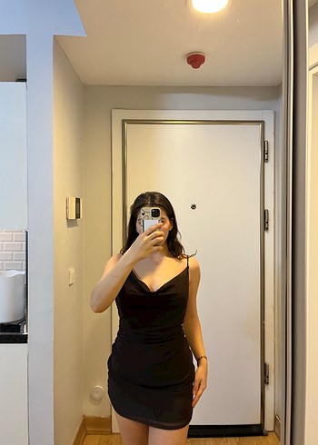 Siyah Drapeli V Yaka Midi Elbise - Görsel 6