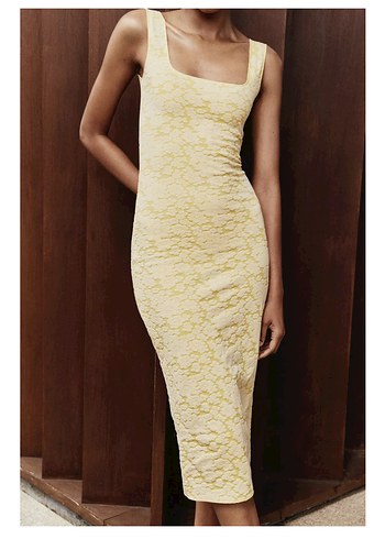 Sarı Straplez Uzun İnce Elbise - Görsel 2