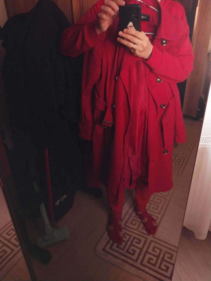 kırmızı Düğmeli Midi Kadın Trençkot - Görsel 4