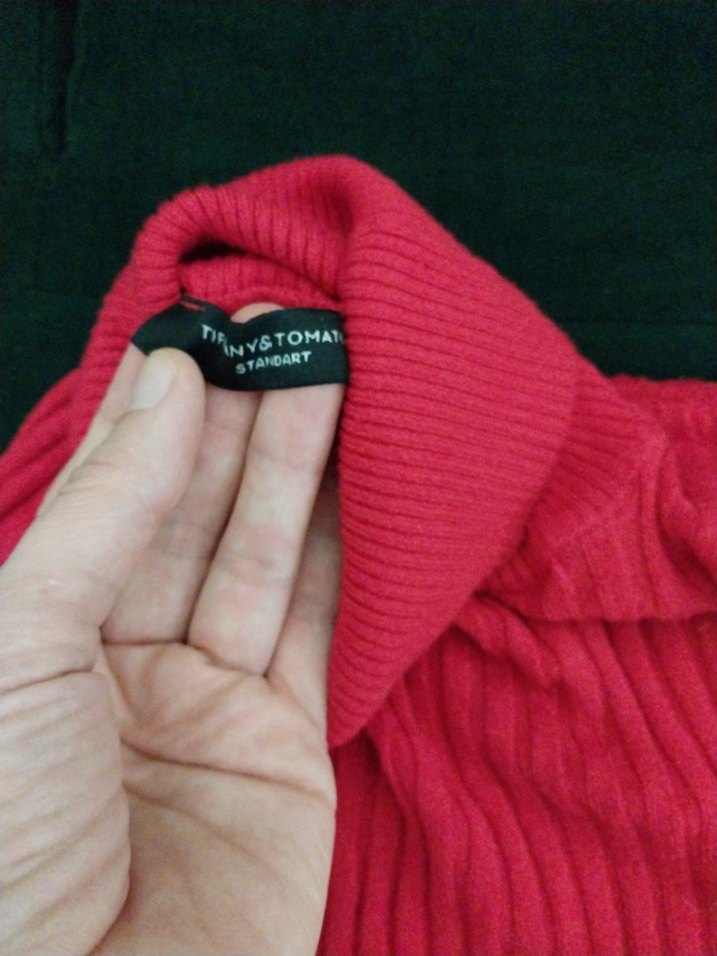 kırmızı Boğazlı Örgü Kadın Kazak - Görsel 2