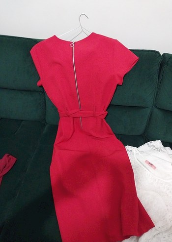 Kırmızı Kısa Kollu Kemerli elbise - Görsel 6