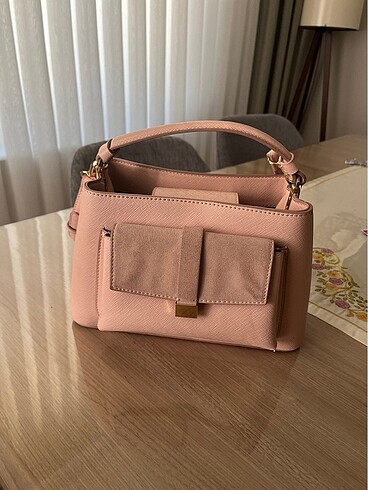 Zara pembe çanta