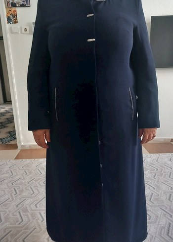 Düğmeli Lacivert Uzun Kadın Kaban ferace