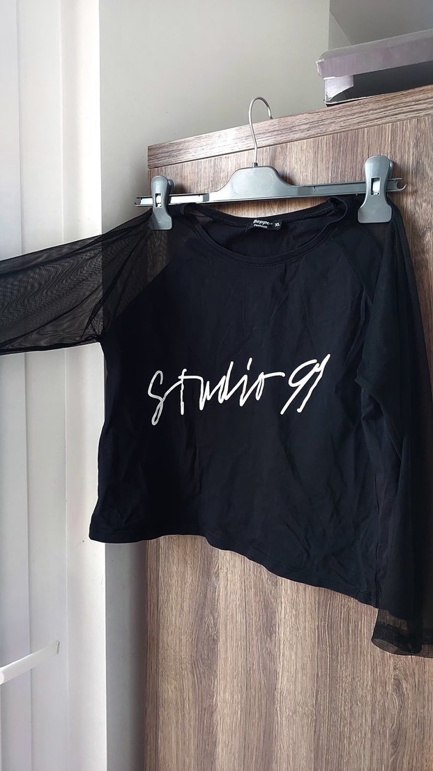 Siyah Baskılı Uzun Kollu Kız Tişörtü - Görsel 2