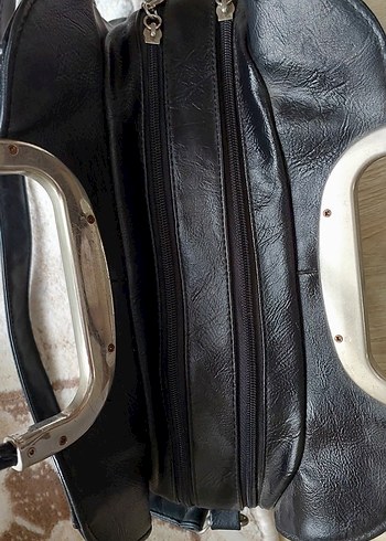 Kilitli Siyah Deri Yılan Desenli Kadın Çanta - Görsel 3