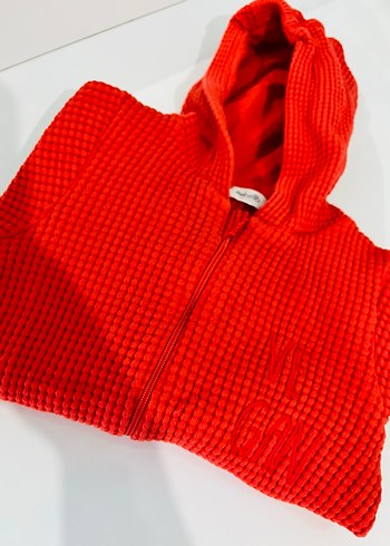 Kapüşonlu Kırmızı Erkek Çocuk uyku tulumu - Görsel 2