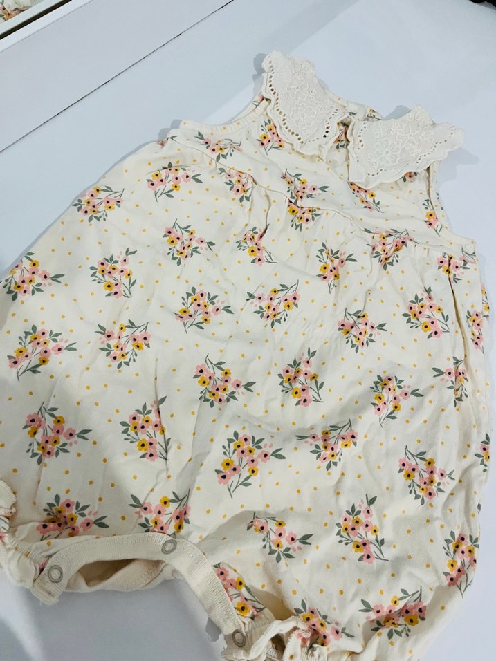 Dantel Yakalı Nakışlı Kız tulum - Görsel 4