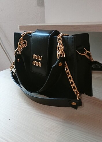 Miu miu siyah canta