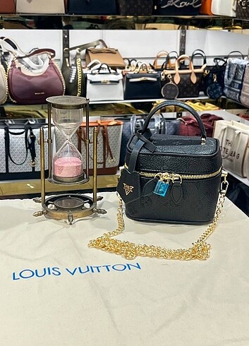 LOUIS VUITTON VANİTY CHAİN POUCH - Görsel 6