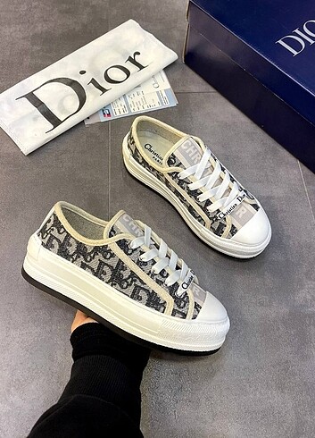 36 Beden çeşitli Renk Christian Dior Spor Ayakkabı