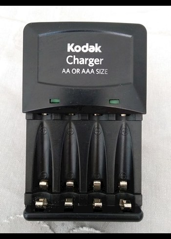 Kodak AA ve AAA Pil Şarj Cihazı - Görsel 3