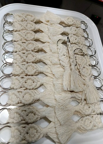 Bohem Beyaz Püsküllü Anahtarlık - Görsel 4