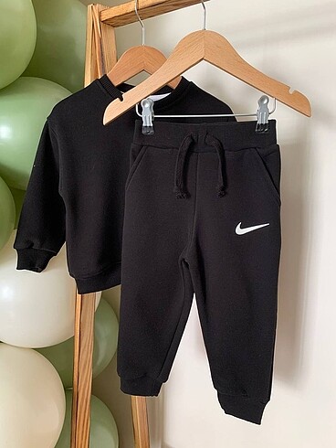 Nike Nike çocuk eşofman takımı