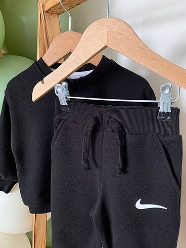 4 Yaş Beden Nike çocuk eşofman takımı