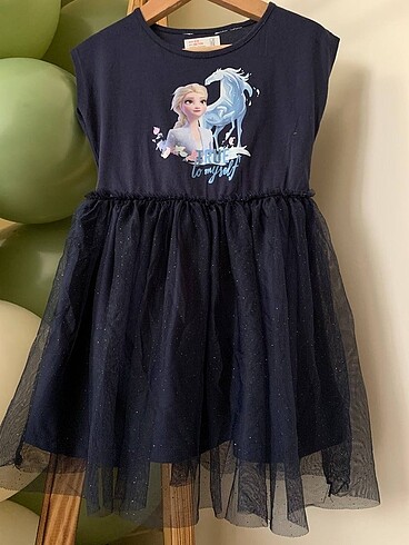 9 Yaş Beden lacivert Renk H&M ELSA SİMLİ TÜLLÜ ELBİSE