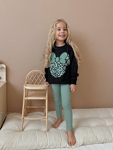Minnie taytlı takım