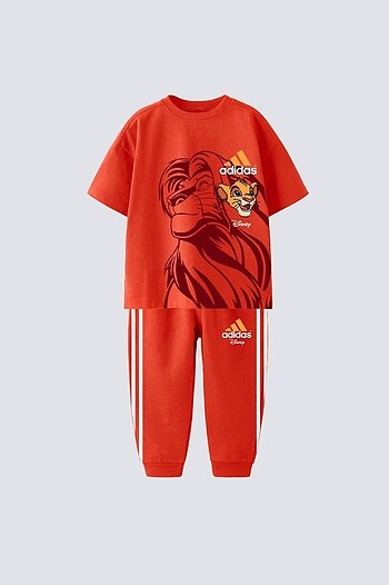Adidas lion takım