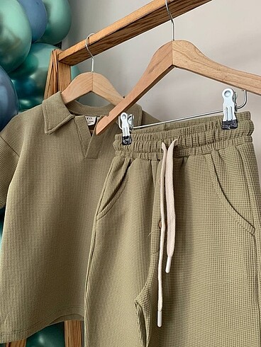 7 Yaş Beden haki Renk Zara waffle kumaş takım