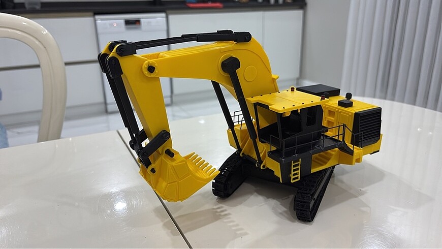 Caterpillar İş Makinası Maket