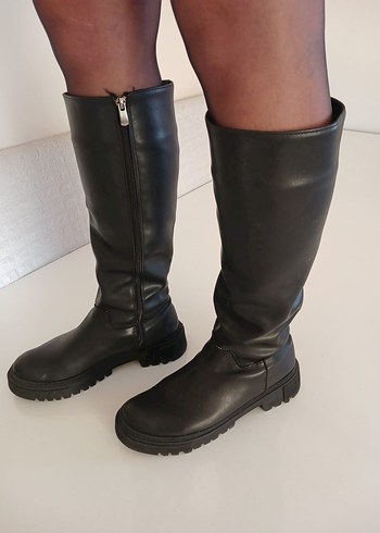 SIFIR SAYILABİLECEK ZARA CIZME