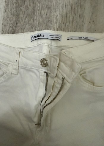 Bershka Beyaz Keten Midi Boy Rahat Kesim Kadın Jean