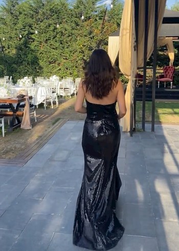 Network Parlak Yılan Desenli Siyah Uzun Abiye Elbise